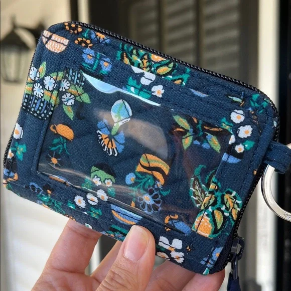 Vera Bradley Small Zip Wallet in Dreamer Paisley - Picture 2 of 5